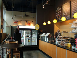 yellow dot cafe イエロー・ドット・カフェ