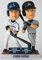 ichiro-dual-bobblehead