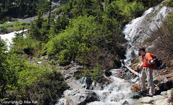 trail-source-lake-35