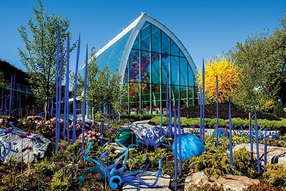 シアトルの『チフーリ・ガーデン・アンド・ガラス』（Chihuly Garden and Glass）