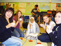 三菱商事株式会社、ワ州日米協会の 『Japan in the Schools』 プログラムに寄付