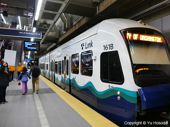 u-link-light-rail-01