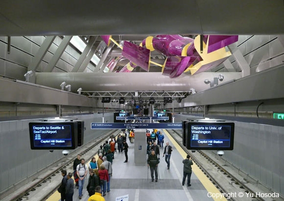 u-link-light-rail-02