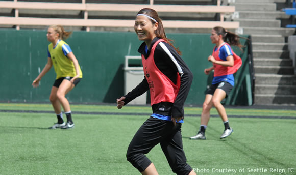 シアトル レイン Fc 宇津木瑠美選手 ピッチの外では180度違う人格です Junglecity Com