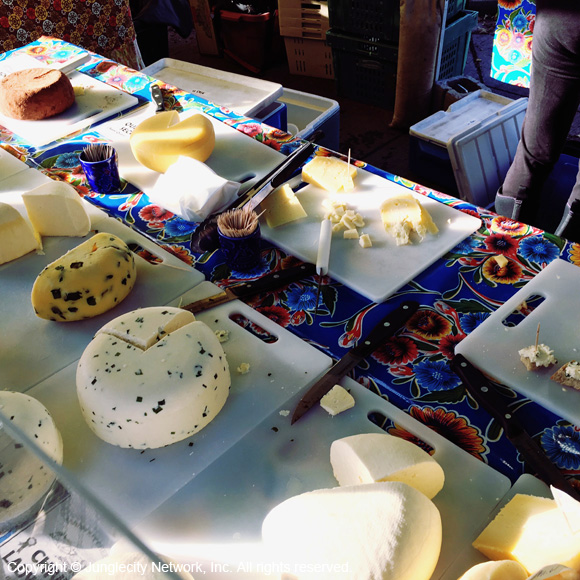 seattle-ud-farmers-market-6