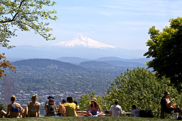 pdx-pittock-mansion-mt-hood-1