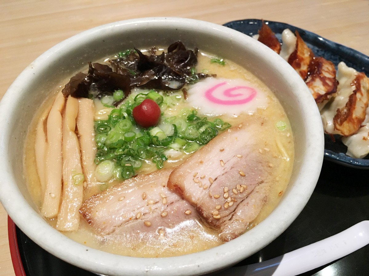 HOTEL ORIGINAL 山頭火 らーめん山頭火のユニバーシティ・ビレッジ店、ソフトオープンしました