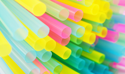 plastic-straws-420