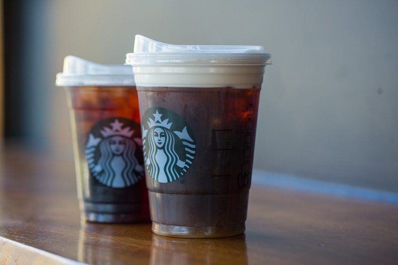 starbucks-strawless-cup-3
