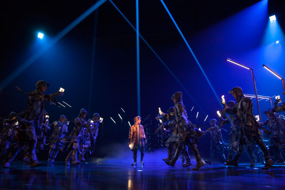 cirque-du-soleil-volta-9