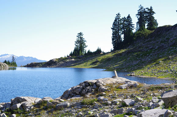 lake-ann-in-mt-baker-national-forest-1 - junglecity.com