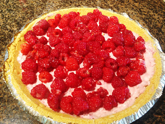 gardening-raspberries-2