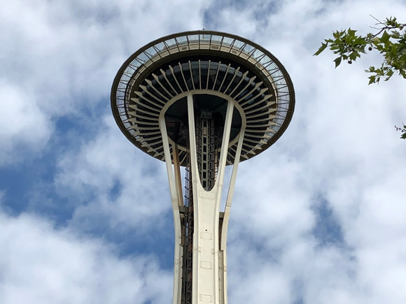 space-needle-the-loupe-19