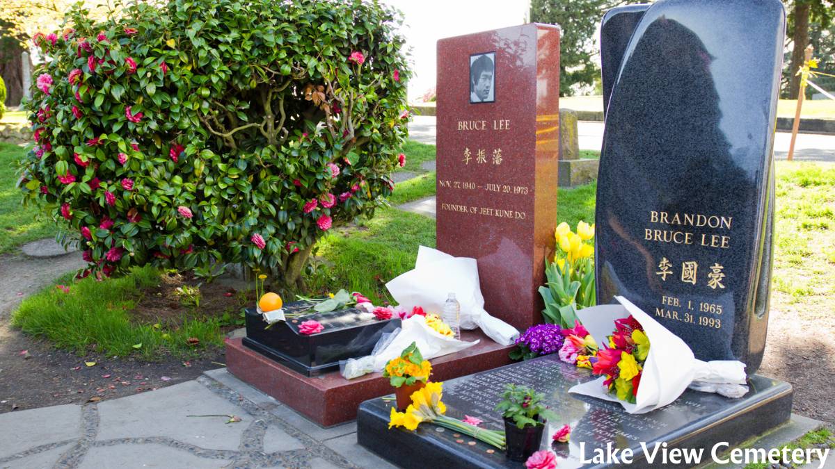 bruce-and-brandon-lee-graves