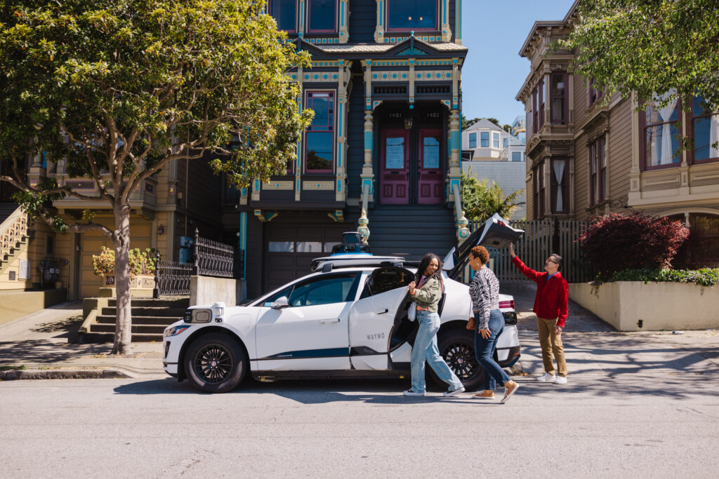 waymo-4 - junglecity.com