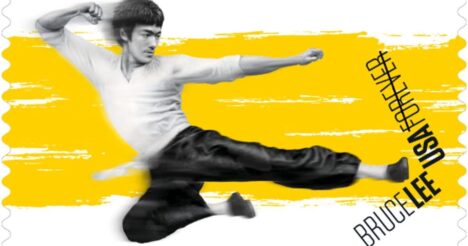 USPSがブルース・リーの切手を発行 日本からの移民の歴史を伝える